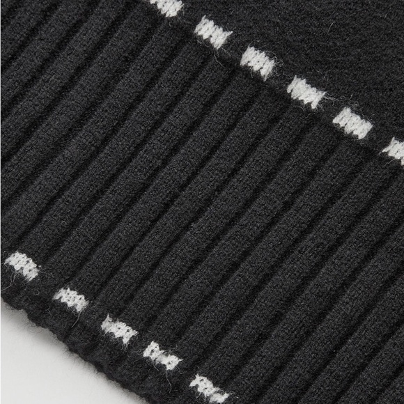 Contrast trim black with white cardigan NWT. Great for spring - Picture 4 of 5